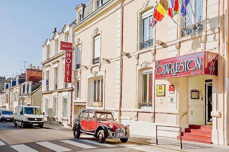 Hotel Le Charleston in Le Mans, France