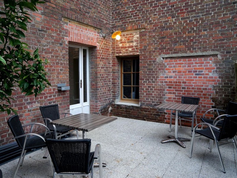 Hôtel Le Petit Bellon in Senlis, France