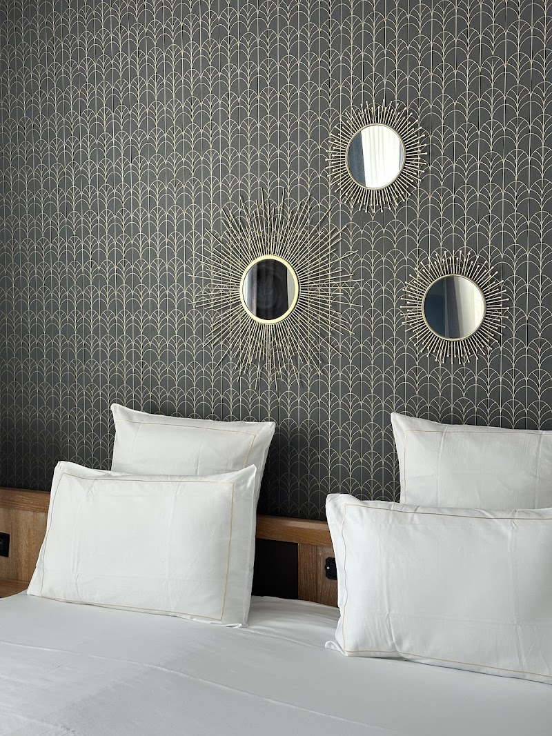 Hotel Le Picardy in Saint-Quentin, France