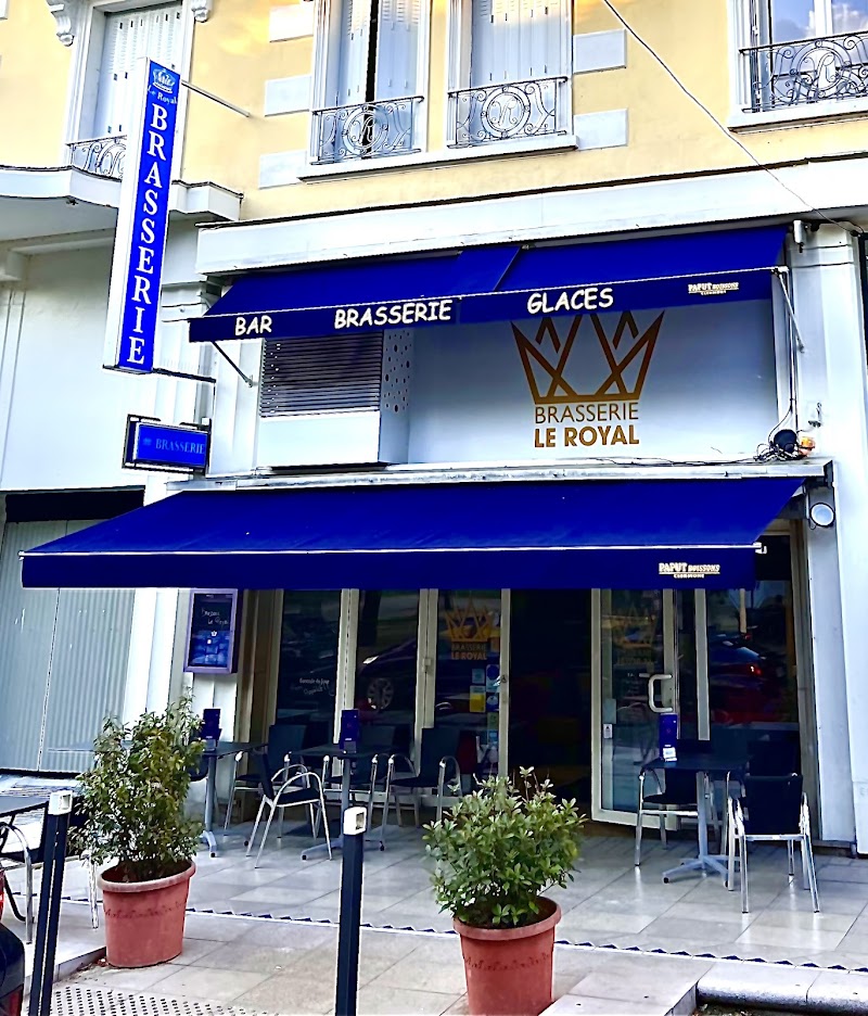 Hotel Le Royal Vichy in Vichy, France