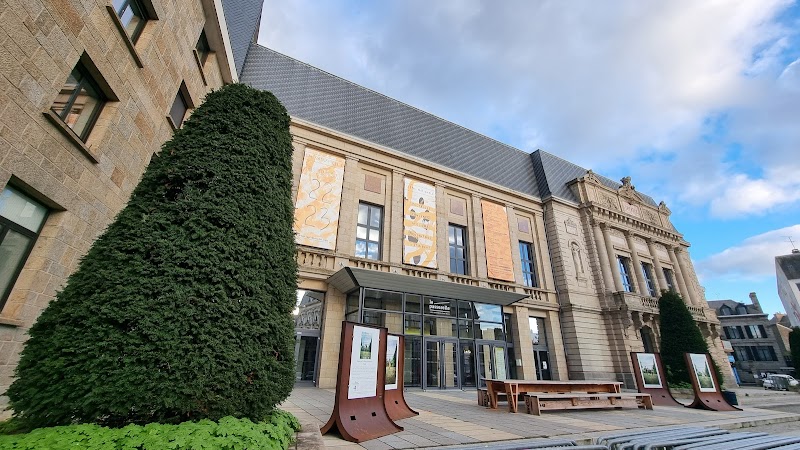 Hotel Le Theatre in Saint-Brieuc, France