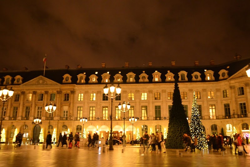 Hotel Le Victor Hugo in Montrouge, France