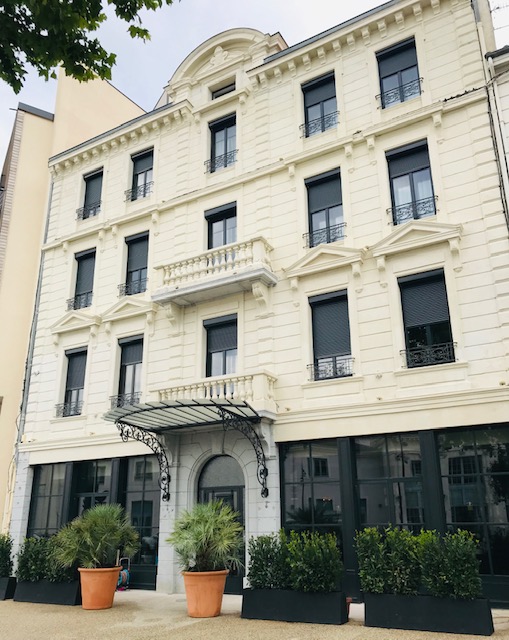 Hotel Le Victoria in Le Grau-du-Roi, France