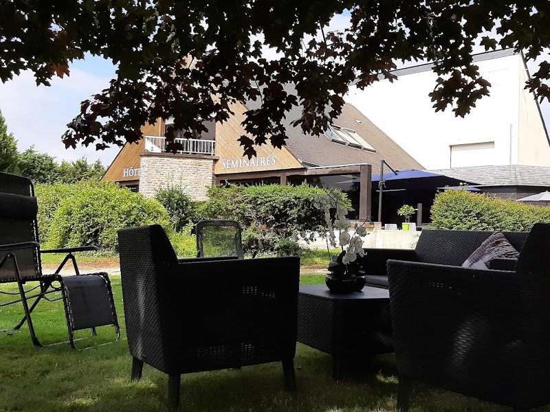 Hotel Les Dineux Village in Lamballe, France