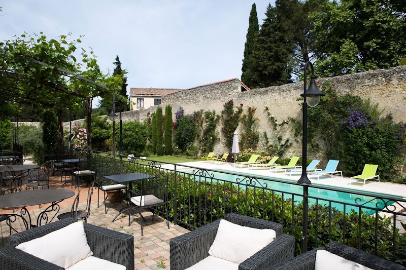 Hotel Les Jardins De La Livrée in Villeneuve-les-Avignon, France