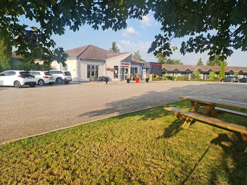 Hotel Les Portes de Meuse in Bar-le-Duc, France