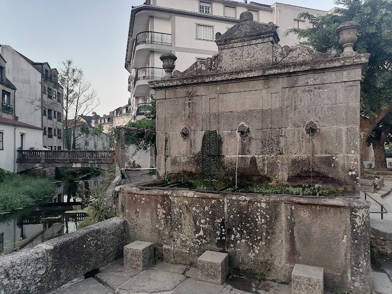 Hotel Lotus in Caldas de Reyes, Spain