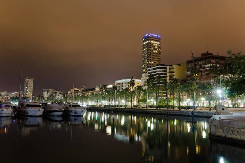 Hotel Maritimo Alicante in Alicante, Spain
