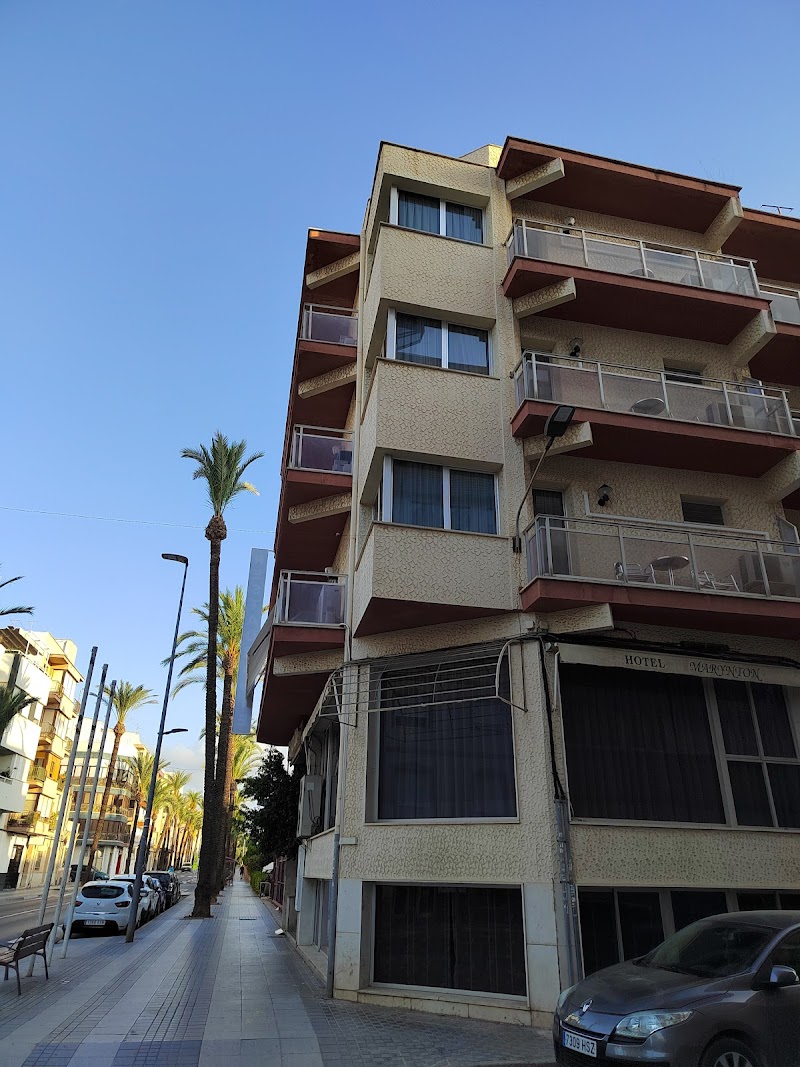 Hotel Marynton in Benicarlo, Spain