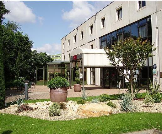 Hotel Mercure Niort Marais Poitevin in Niort, France
