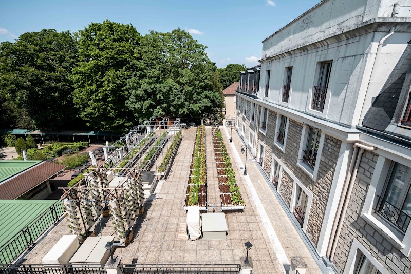 Hôtel Mercure Paris Ouest Saint-Germain in Saint-Germain-en-Laye, France