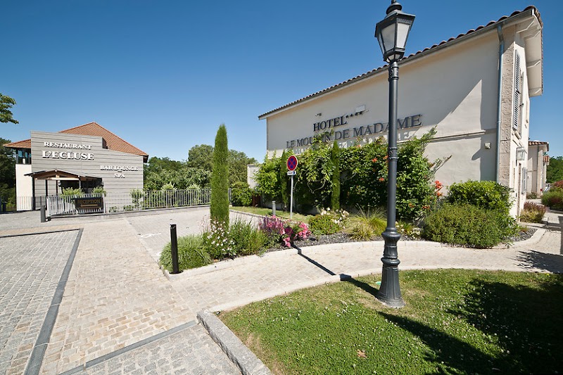 Hôtel Mercure Villeneuve-sur-Lot Moulin de Madame in Villeneuve-sur-Lot, France