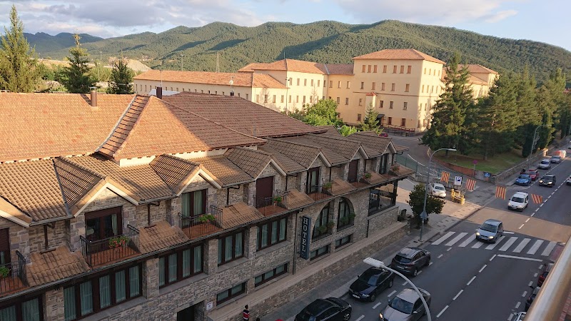 Hotel Mi Casa in Sabinanigo, Spain