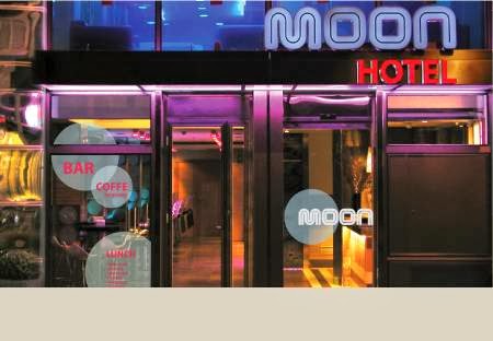 Hotel Moon in A Coruna, Spain