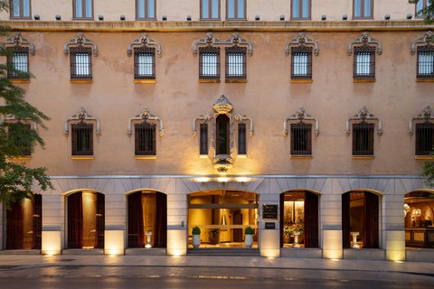 Hotel Palacio de Santa Paula in Granada, Spain