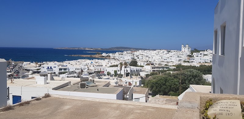 Hotel Papadakis in Naousa, Greece