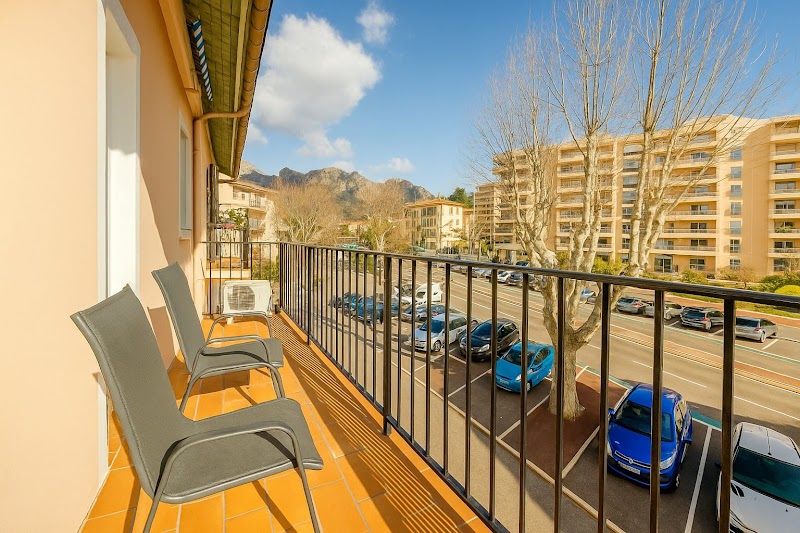 Hotel Parisien in Menton, France