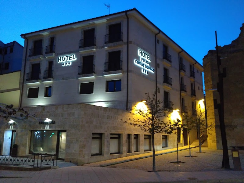 Hotel Puerta Ciudad Rodrigo in Ciudad-Rodrigo, Spain