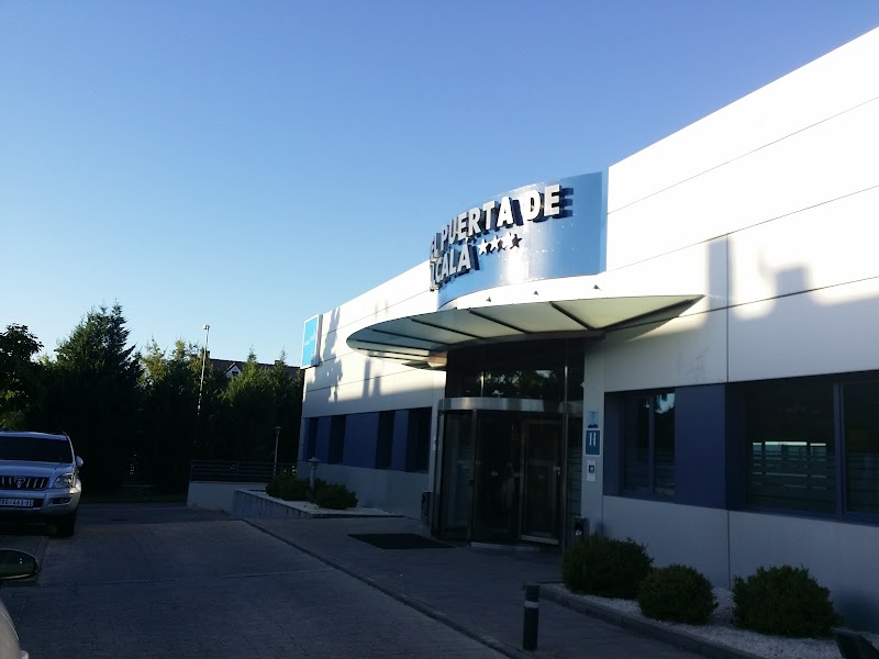 Hotel Puerta de Alcalá in Alcala de Henares, Spain