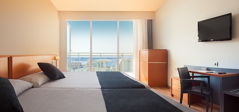 Hotel RH Vinaròs Playa in Vinaroz, Spain