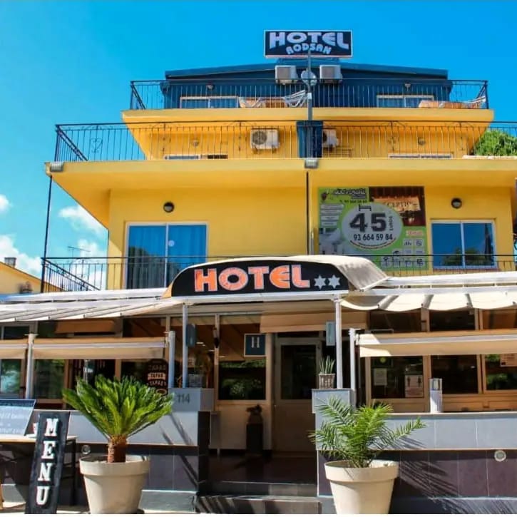 Hotel Rodsan Suizo in Castelldefels, Spain