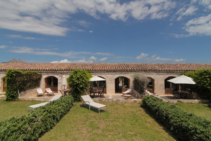 Hotel Rural Alcaufar Vell in Alayor, Spain