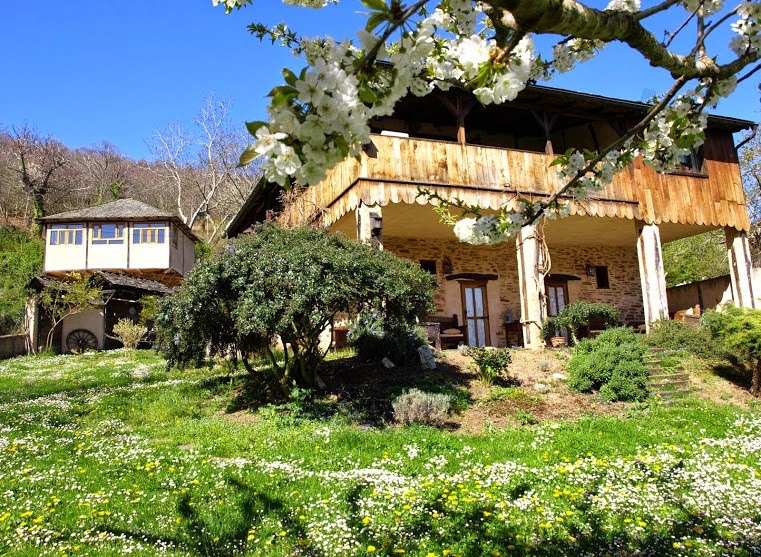 Hotel Rural Casa Amagada in Ponferrada, Spain