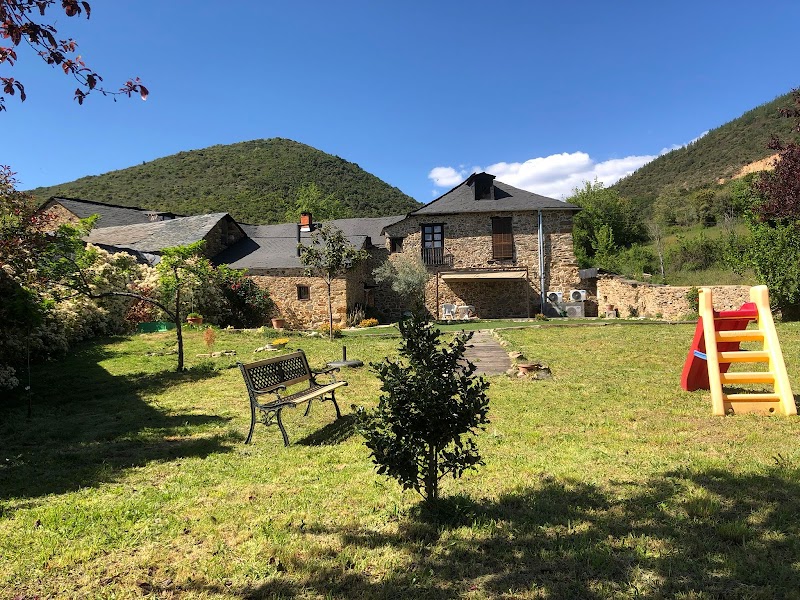 Hotel Rural La Casa Grande del Valle in Ponferrada, Spain