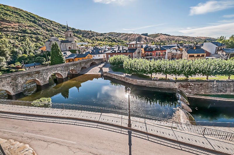 Hotel Rural Pajarapinta in Ponferrada, Spain