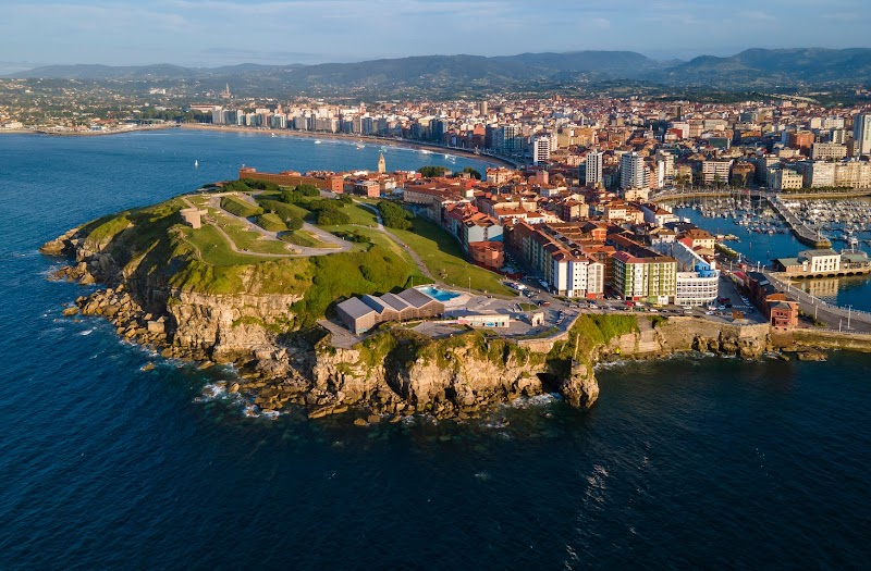 Hotel San Miguel Gijón in Gijon, Spain