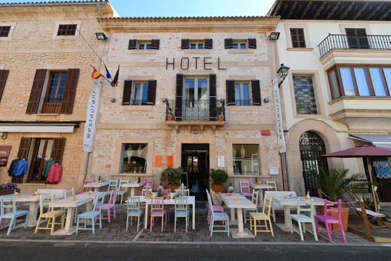 Hotel Santanyi in Santany, Spain