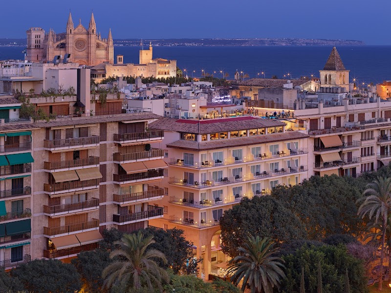 Hotel Saratoga in Palma, Spain