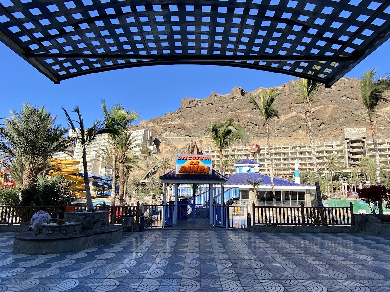 Hotel THe Lago Taurito & Aquapark in Mogan, Spain