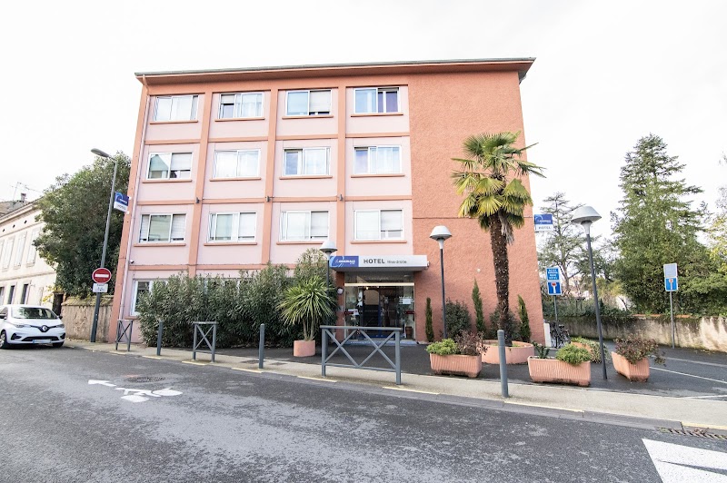 Hotel The Originals Albi Rive Droite in Albi, France