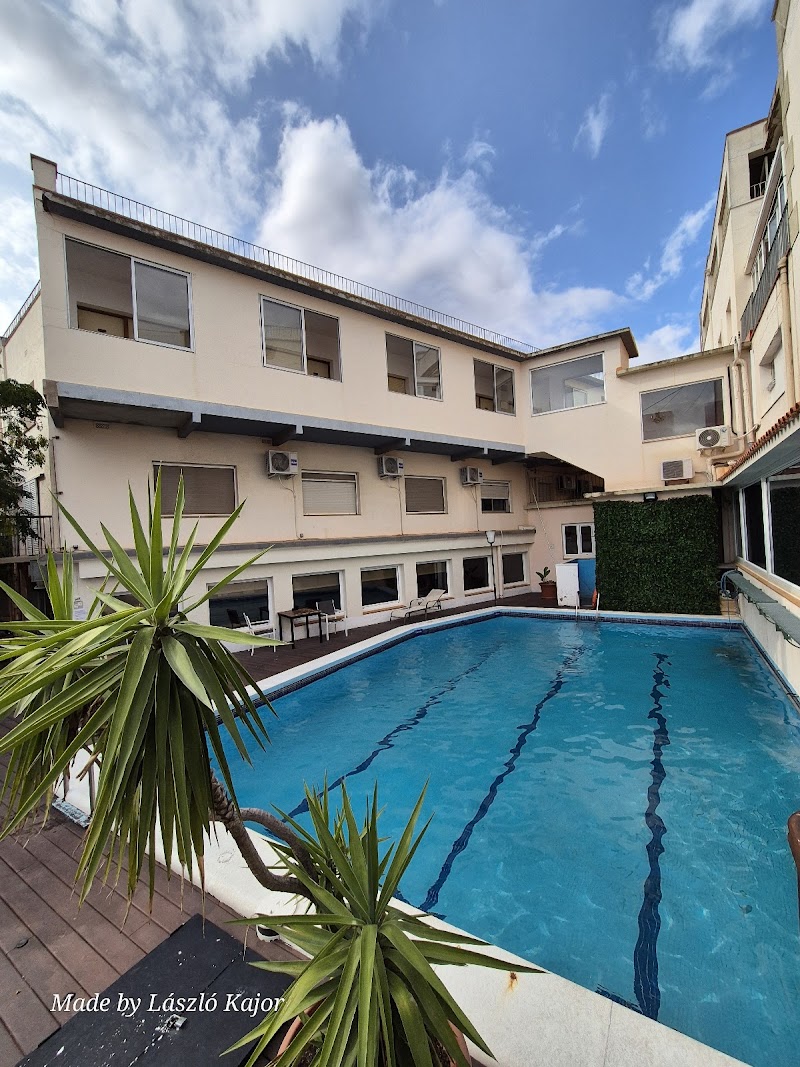 Hotel Trave in Figueras, Spain