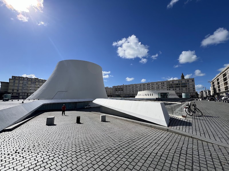 Hotel Volcan in Le Havre, France