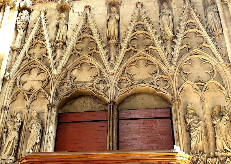 Hotel de Paris in Rouen, France