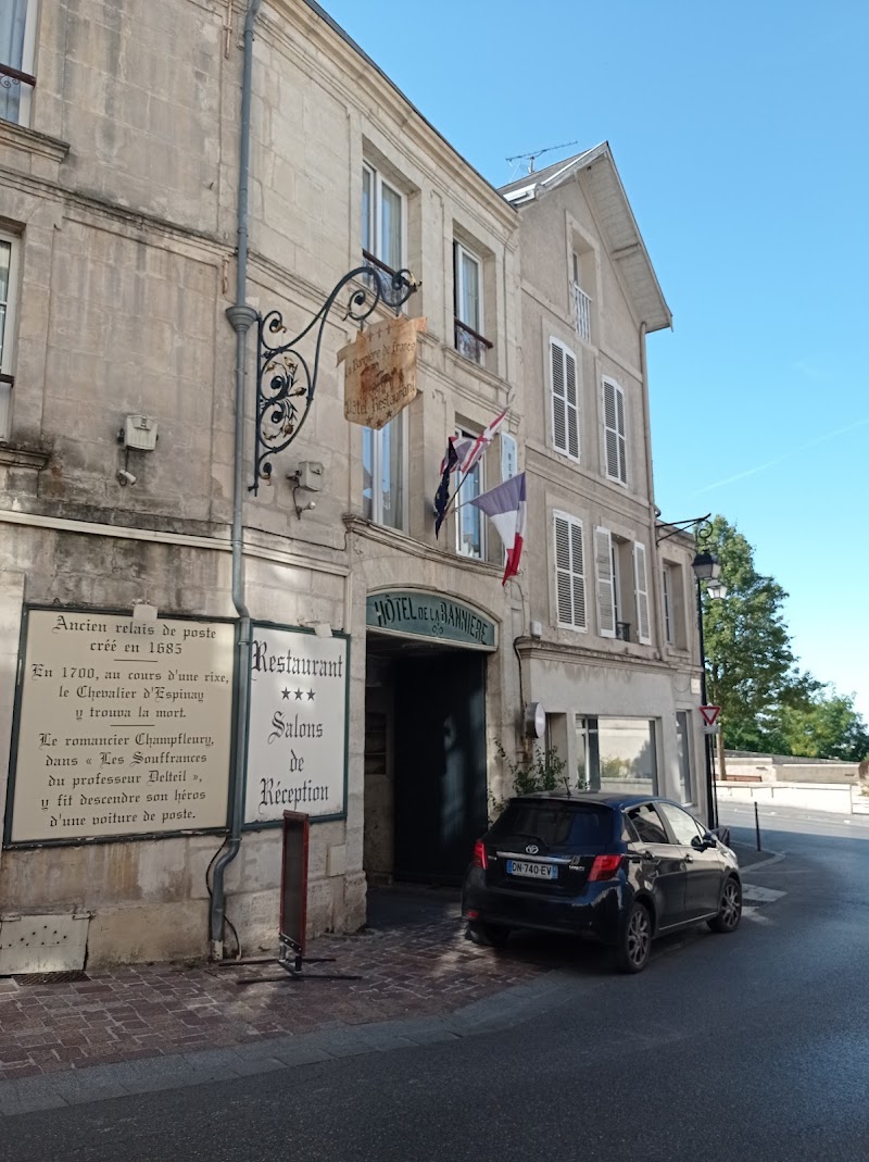 Hotel de la Banniere de France in Laon, France