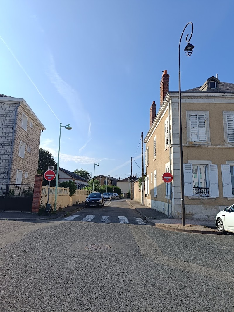 Hotel de la Gare in Cosne sur Loire, France