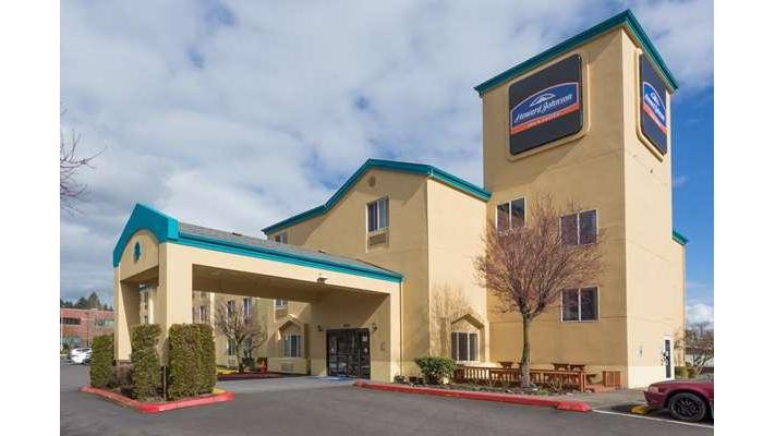 Howard Johnson Hotel & Suites by Wyndham Vancouver in Vancouver, Washington, United States