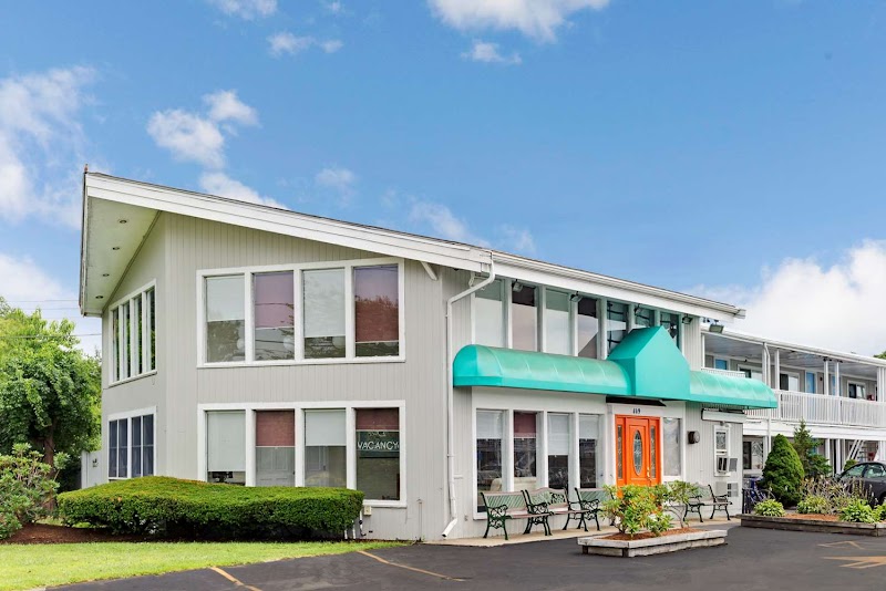 Howard Johnson by Wyndham Cape Cod Area in West Yarmouth, Massachusetts, United States