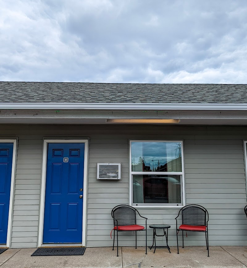 Huron Inn Motel in St Ignace, MI, United States