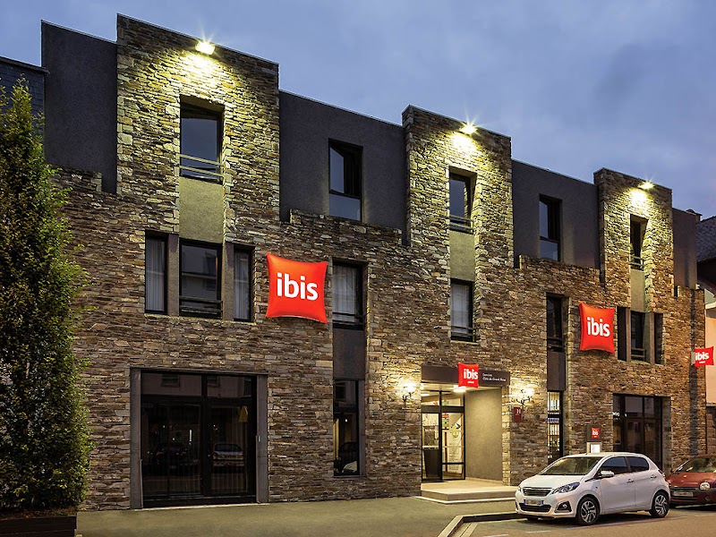 Ibis Lannion Côte de Granit Rose in Lannion, France