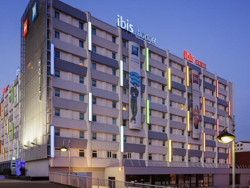 Ibis Paris Porte de Bagnolet in Bagnolet, France