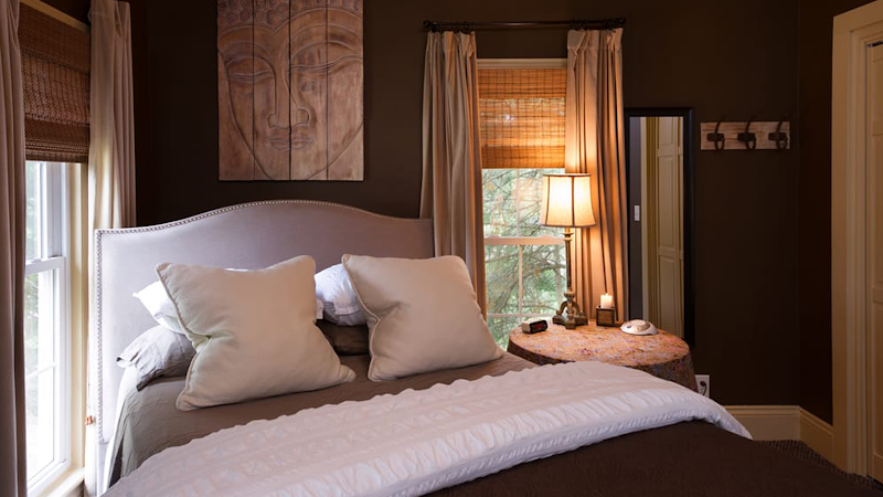 Kara's Kottages in Kalamazoo, Michigan, United States