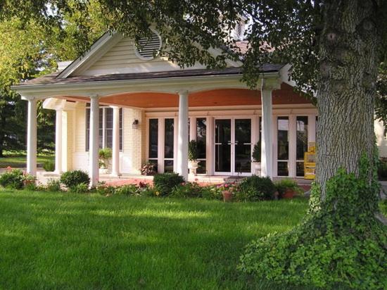 Kirkwood Inn in South Lebanon, Ohio, United States