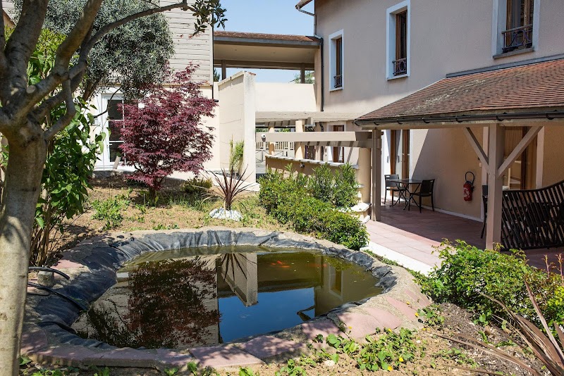 La Ferme Des Barmonts in Villejuif, France