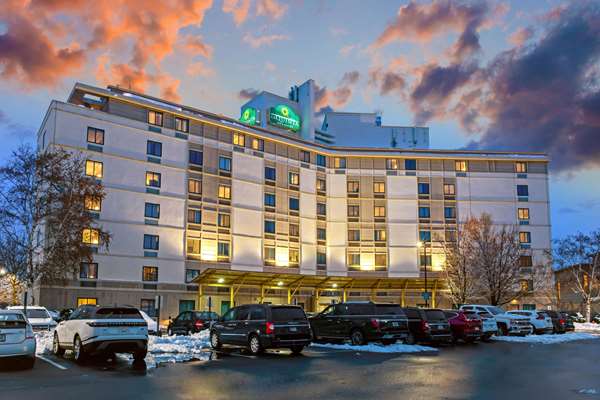 La Quinta Inn & Suites by Wyndham Boston Somerville in Somerville, Massachusetts, United States