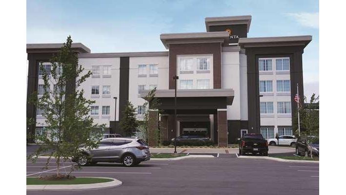 La Quinta Inn & Suites by Wyndham Chattanooga - Lookout Mtn in Chattanooga, Tennessee, United States