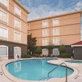 La Quinta Inn & Suites by Wyndham Fort Worth City View